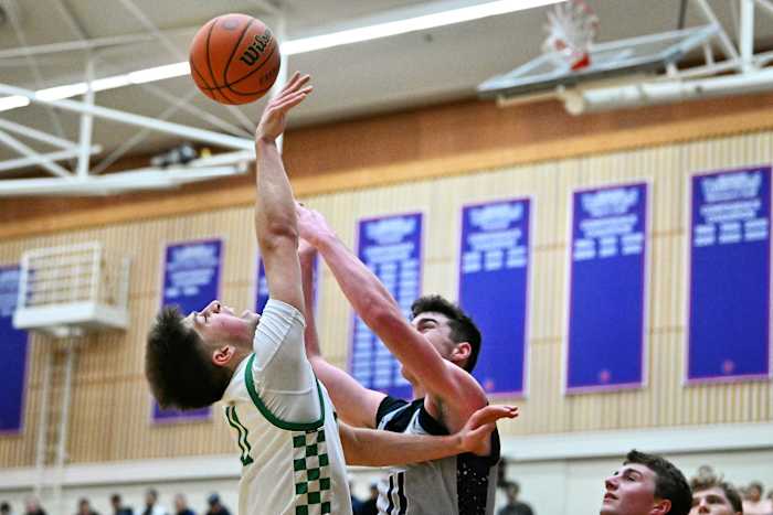 a Summit Wilsonville 5A Oregon boys basketball final 2024 Leon Neuschwander 46
